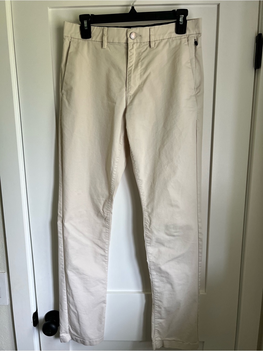 Old Navy Cream Straight-Leg Chinos